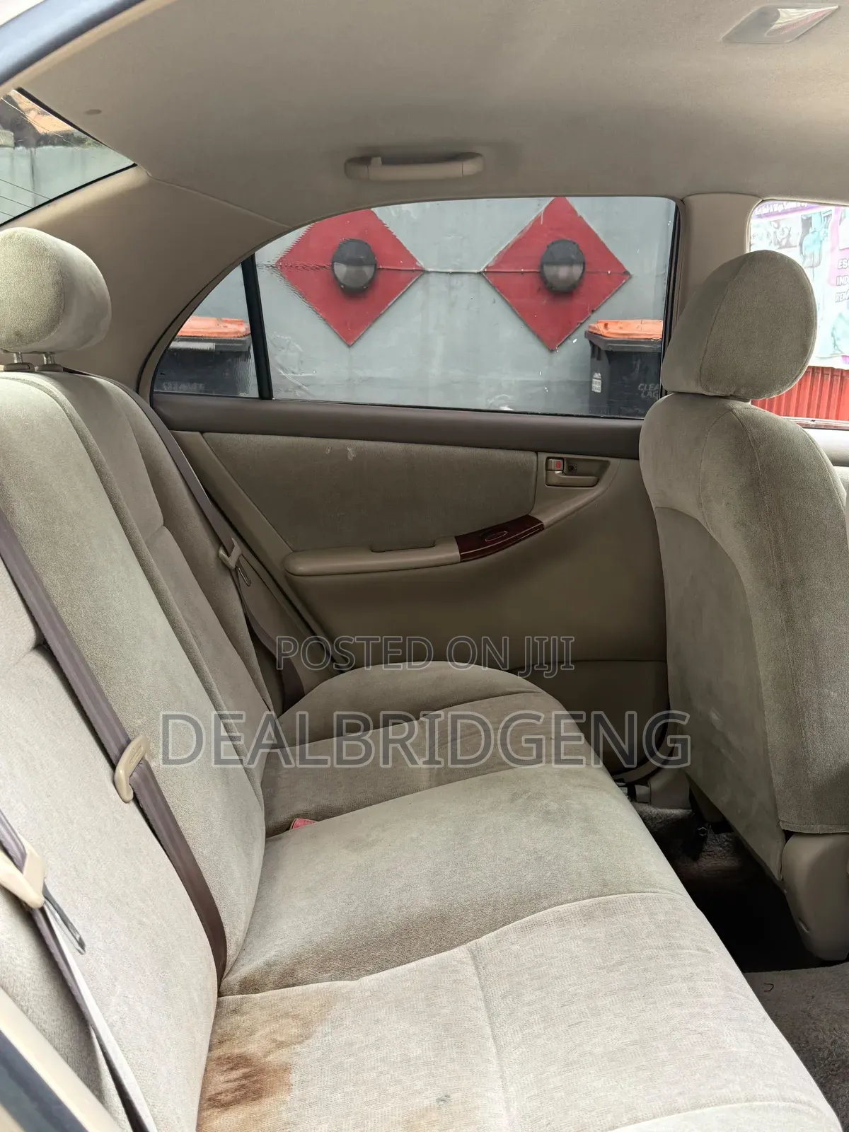 Toyota Corolla LE 2004 Gold