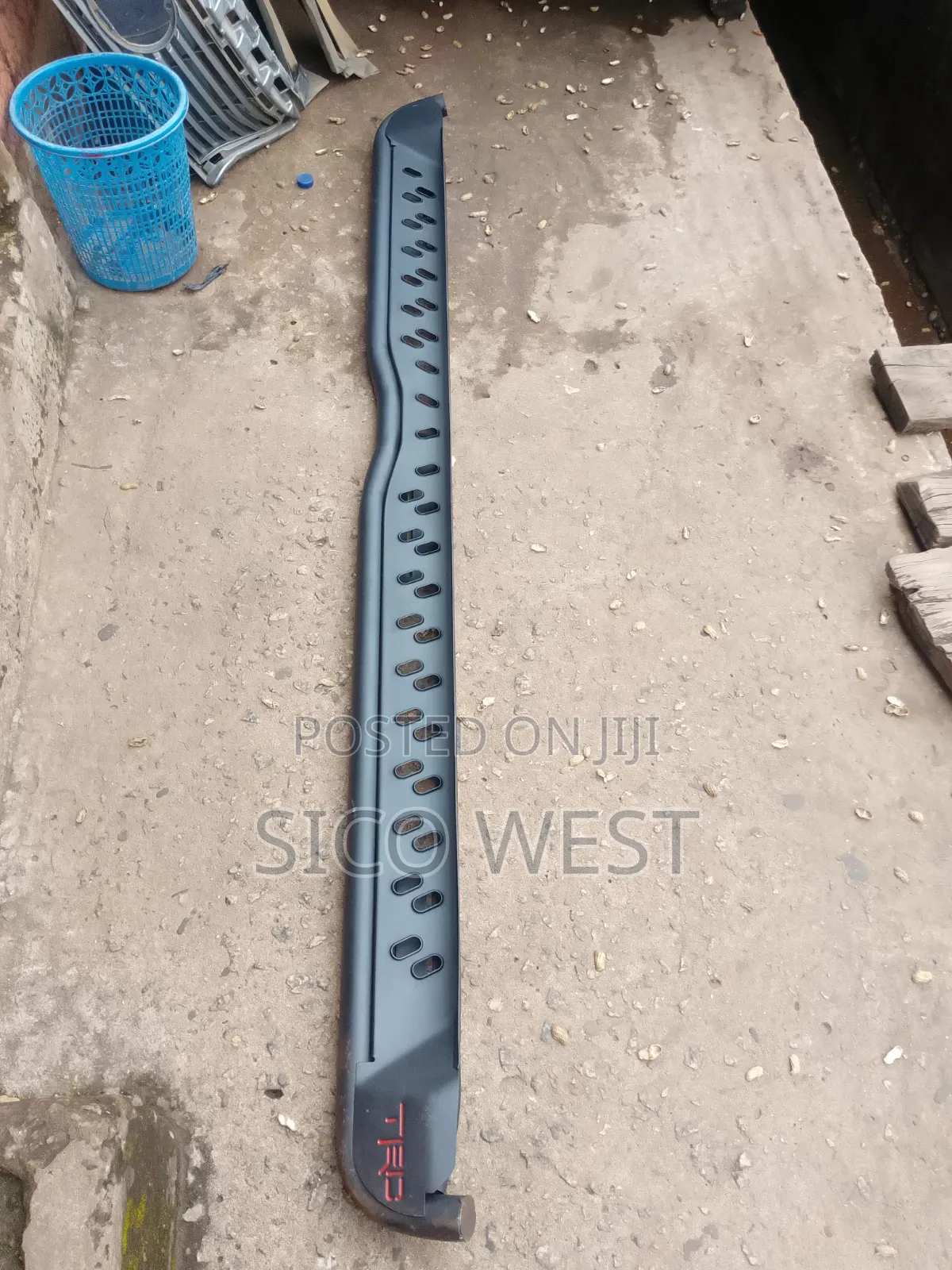 Tundra Side Running Board Step