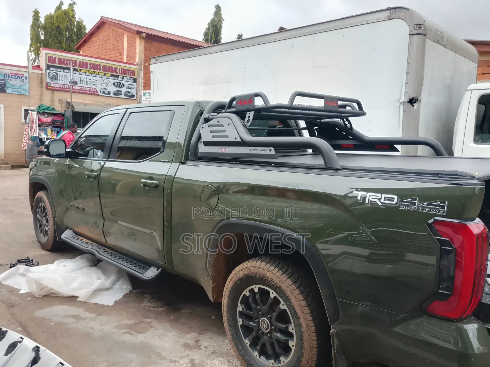 Tundra Side Running Board Step