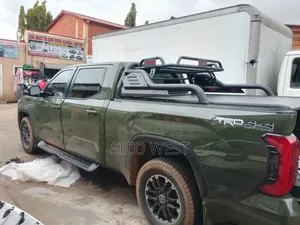 Tundra Side Running Board Step
