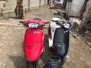 Suzuki Bike 2014 Red