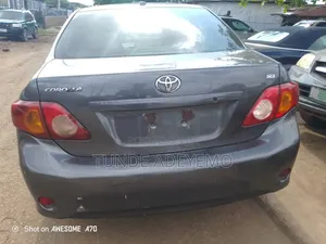 Toyota Corolla 2012 Gray