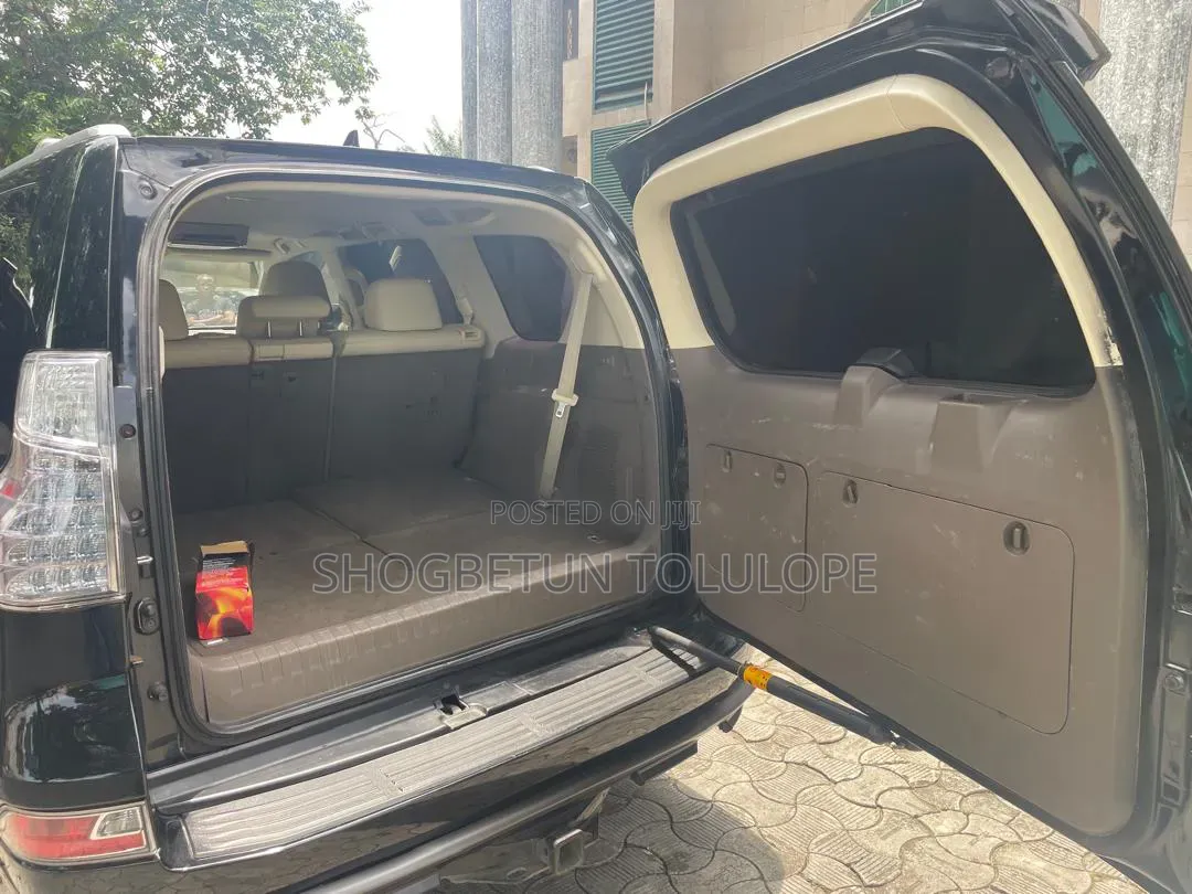 Lexus GX 460 Premium 2012 Black