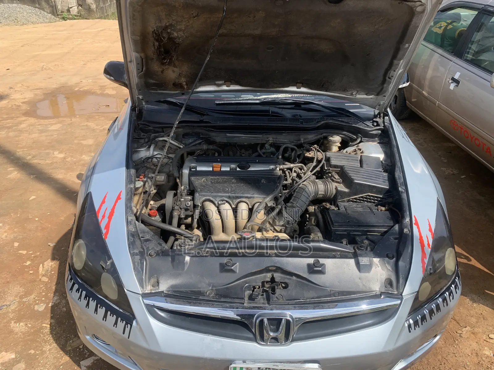 Honda Accord 2004 Silver