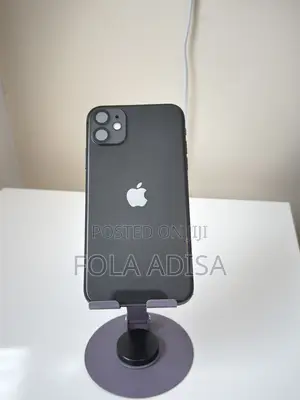 Apple iPhone 11 64 GB Black