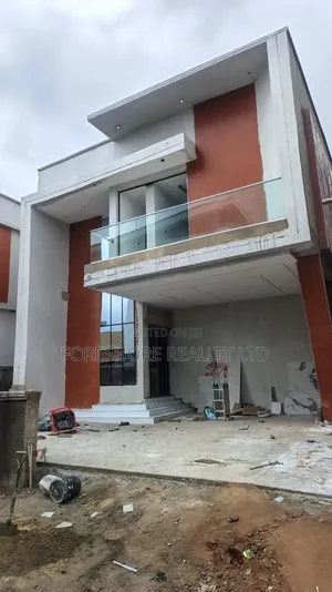 5bdrm Duplex in Oregun for sale