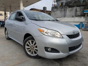 Toyota Matrix 2010 Silver