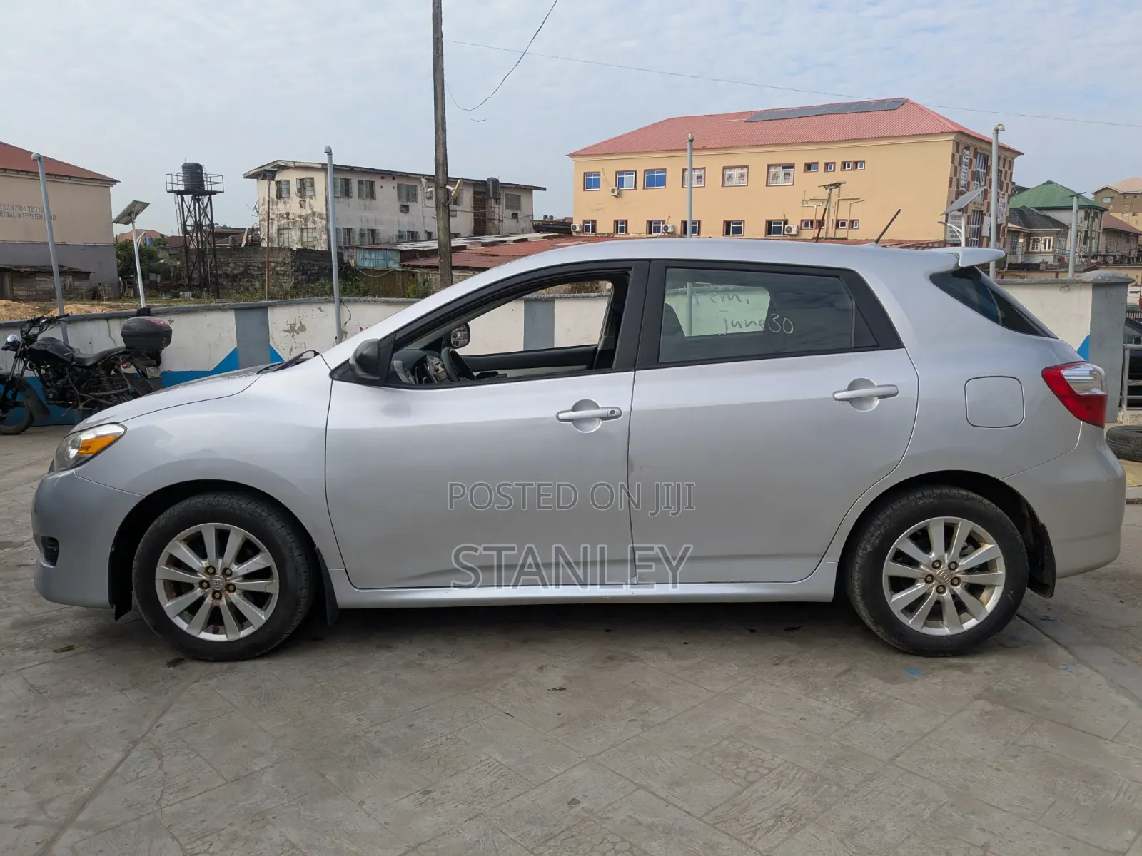 Toyota Matrix 2010 Silver