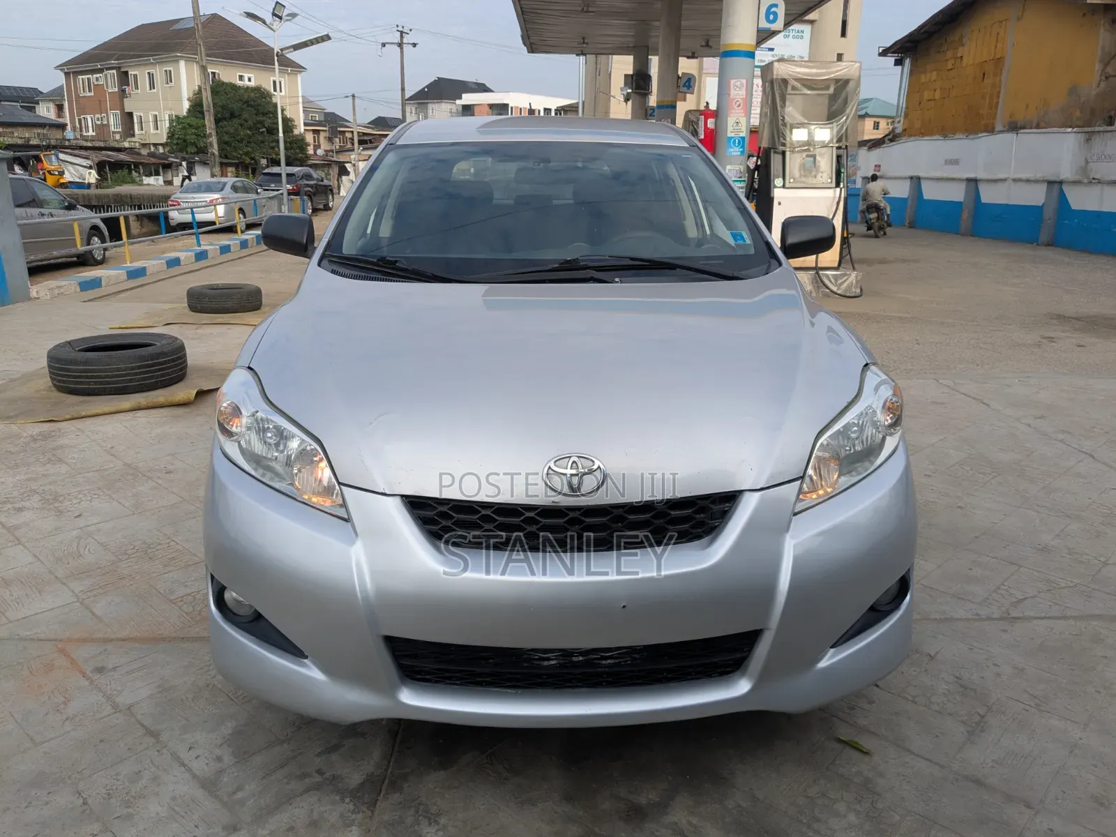 Toyota Matrix 2010 Silver