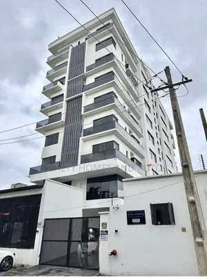 3bdrm Apartment in Ahmadu Bello Way for sale