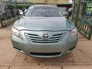 Toyota Camry 2.4 LE 2008 Pearl