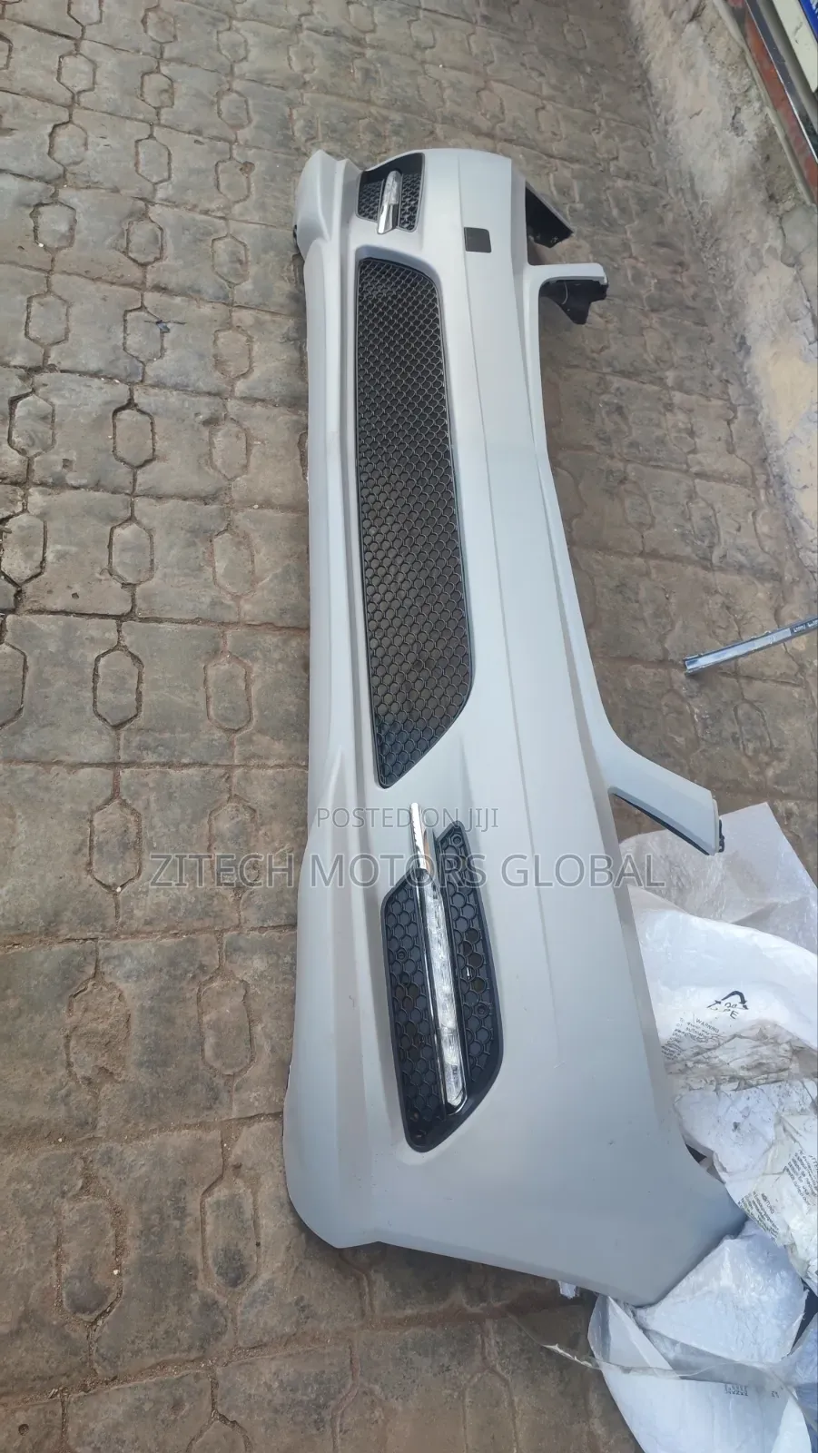 Complete Front Bumper C300 2010