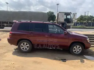 Toyota Highlander 2005 Red