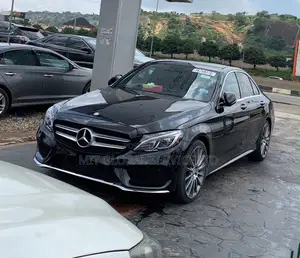 Mercedes-Benz C400 4Matic AWD Sedan (3.0L V6 7A) 2015 Black