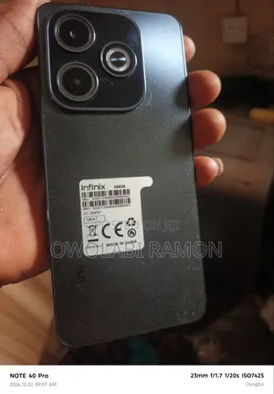 New Infinix Hot 40i 128 GB Black