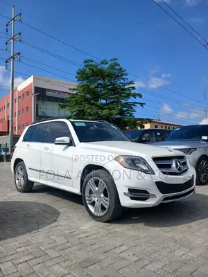 Mercedes-Benz GLK-Class 350 4MATIC 2013 White