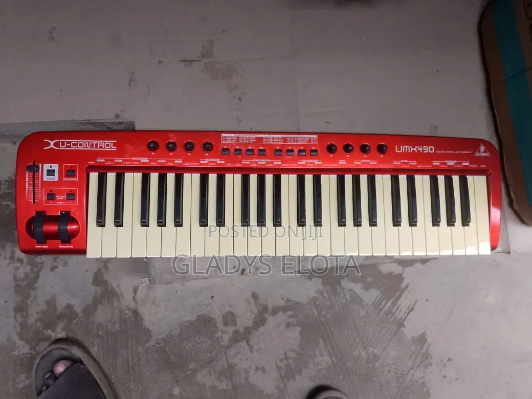 Beringer 49 Keys Midi Keyboard
