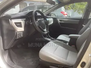 Toyota Corolla LE 4dr Sedan (1.8L 4cyl CVT) 2016 Silver