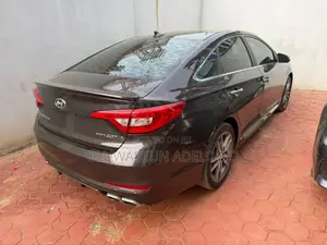 Hyundai Sonata Limited 2.0T 4dr Sedan (2.0L 4cyl Turbo 6A) 2015 Gray