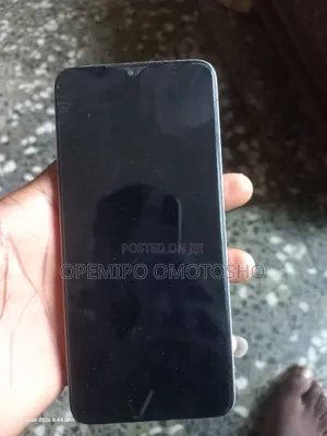 Tecno Spark 10 128 GB Orange