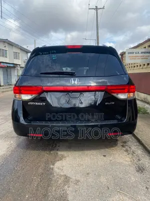Honda Odyssey Touring Elite 4dr Minivan (3.5L 6cyl 6A) 2015 Black