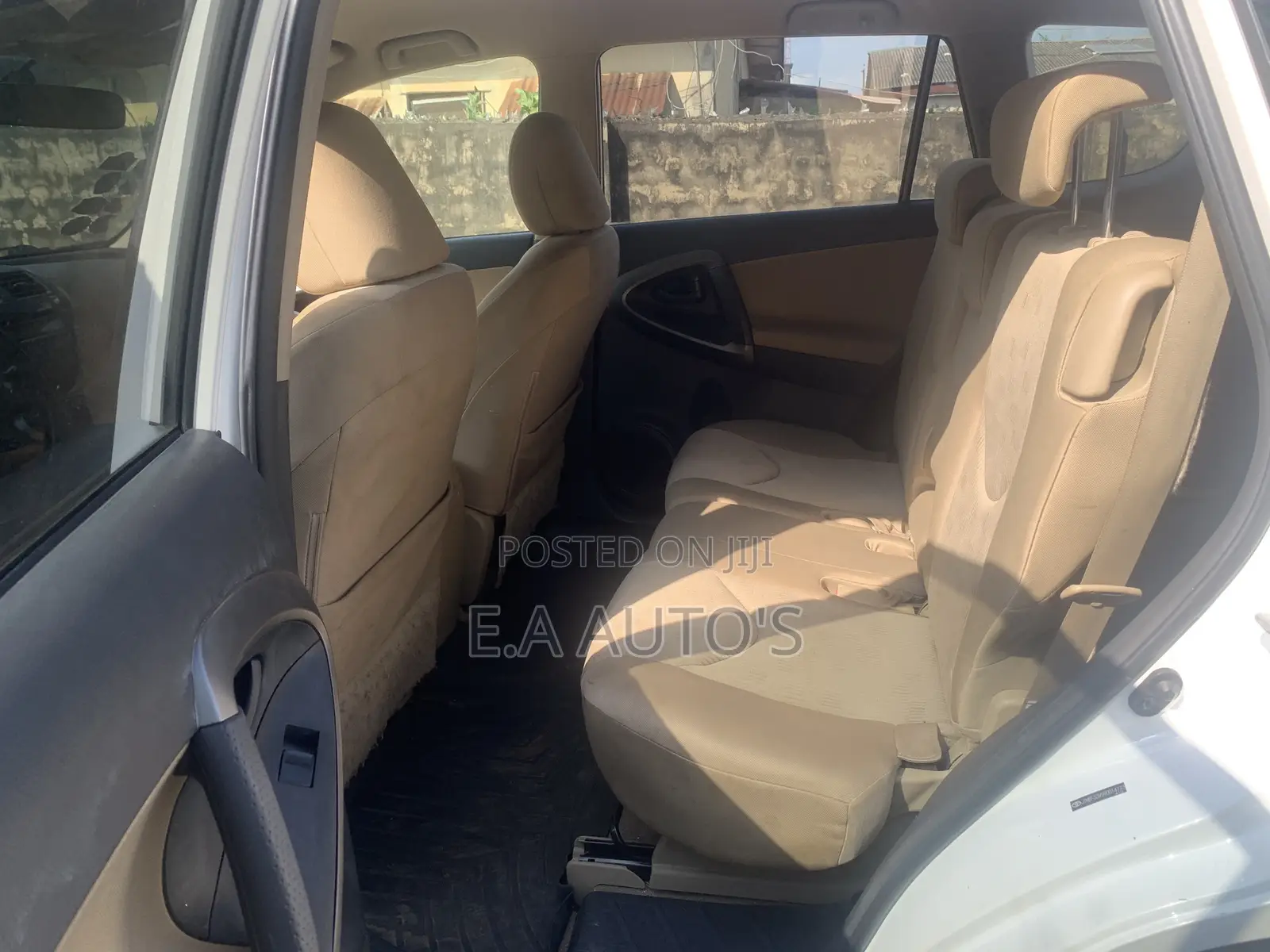 Toyota RAV4 2009 White