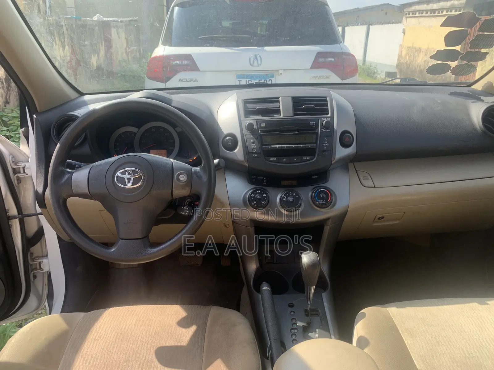 Toyota RAV4 2009 White