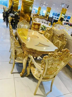Royal Dining Set