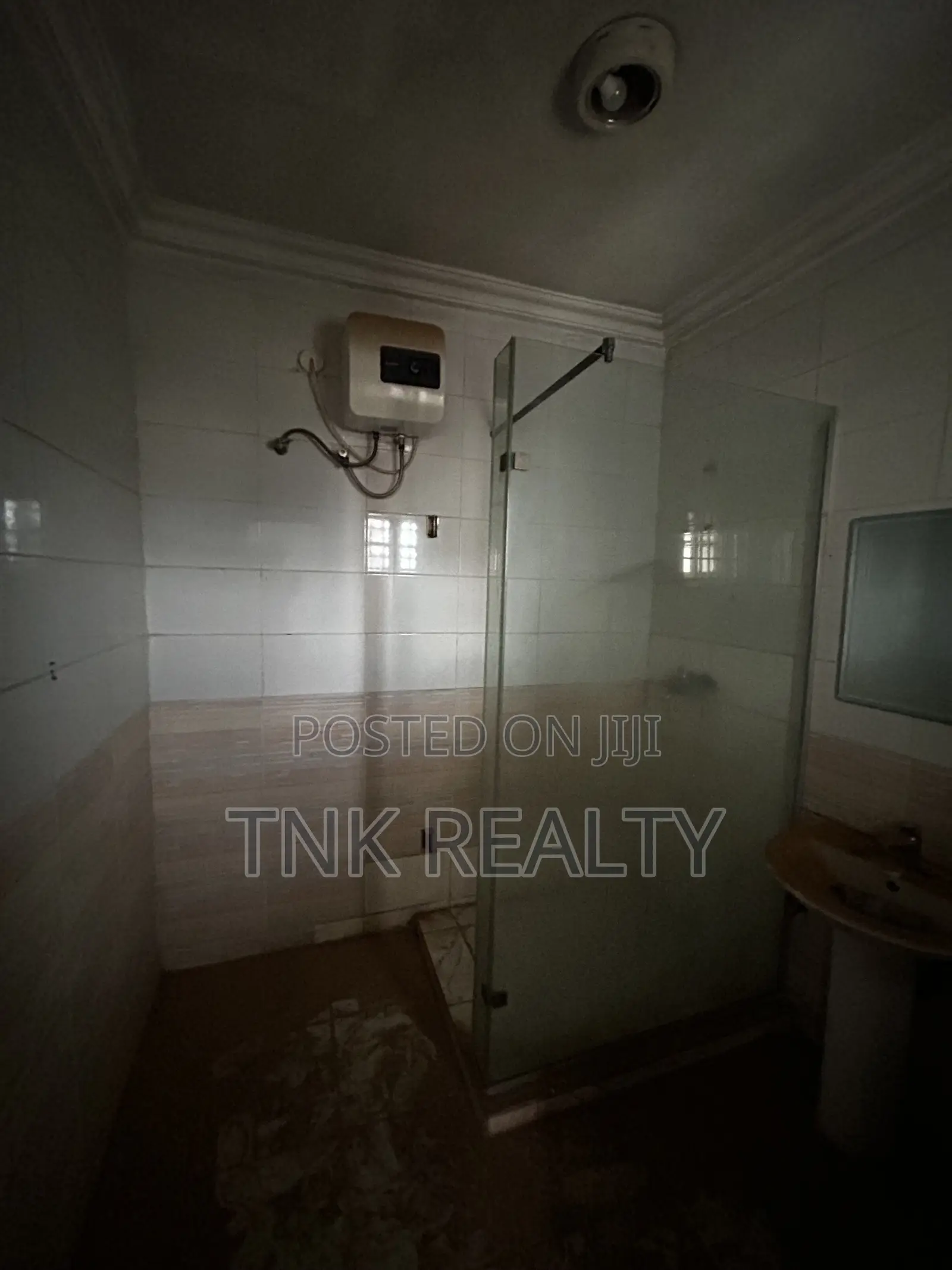 4bedroom Duplex for Office Use