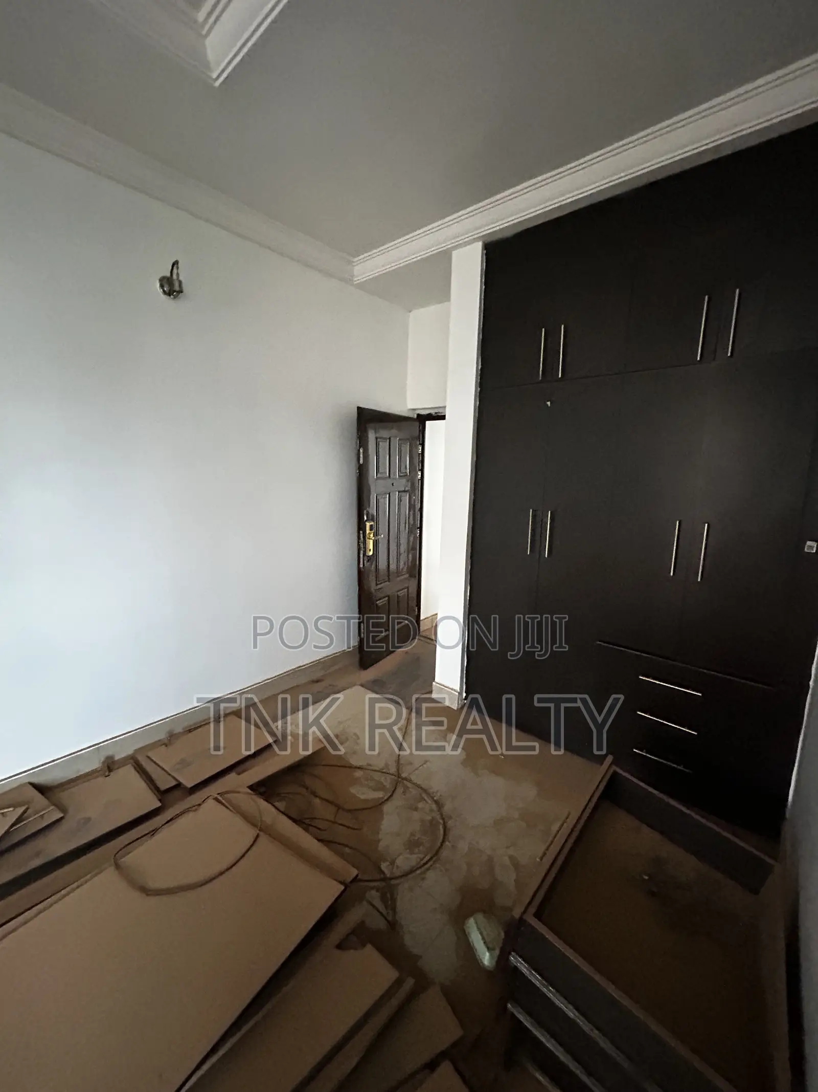 4bedroom Duplex for Office Use