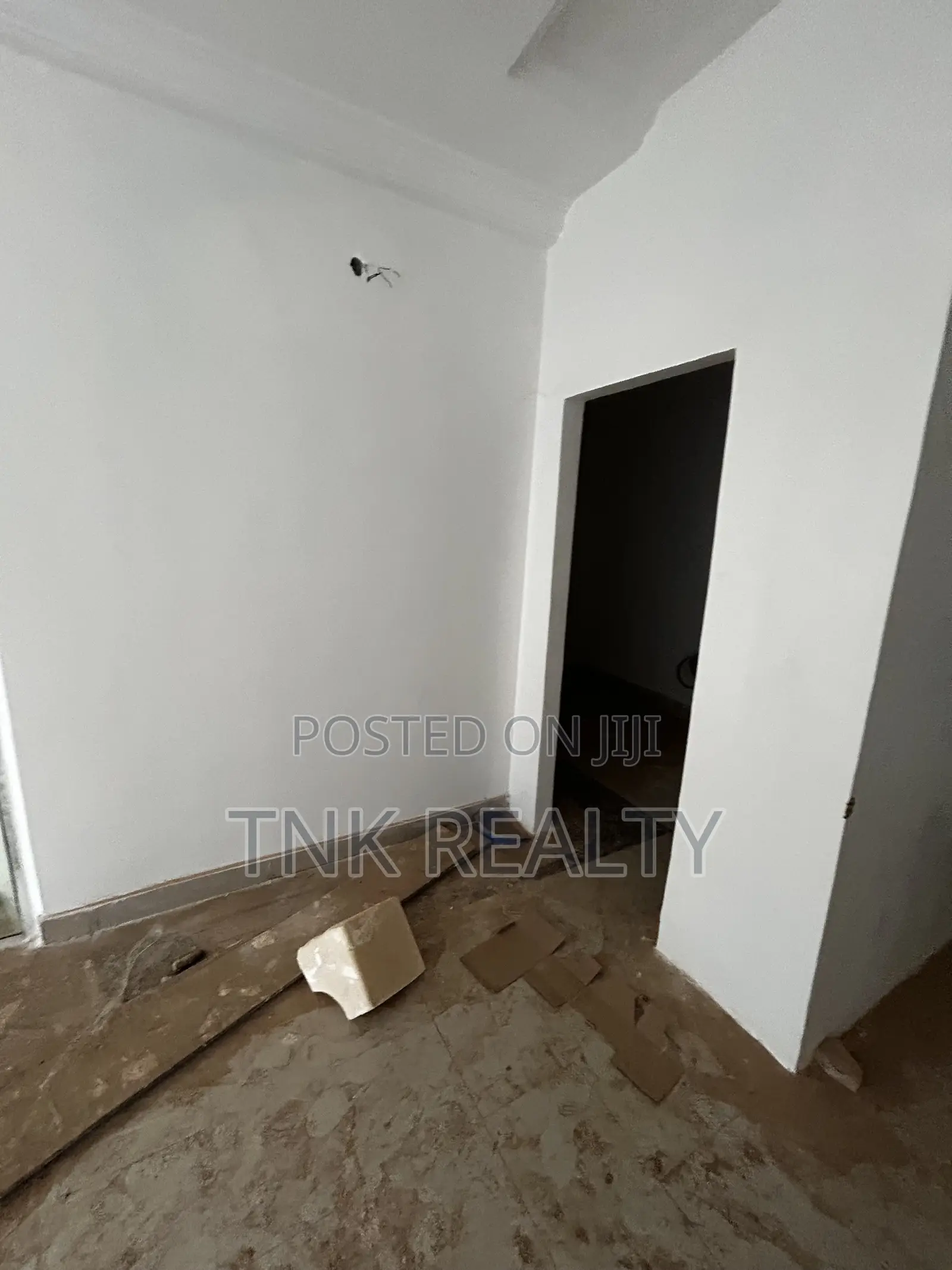 4bedroom Duplex for Office Use