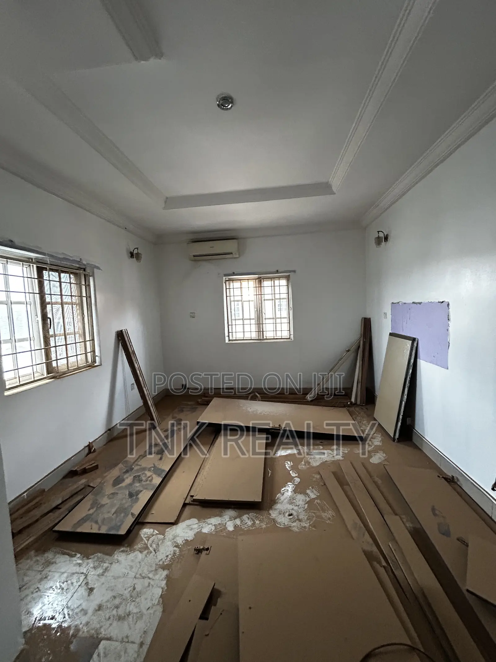 4bedroom Duplex for Office Use