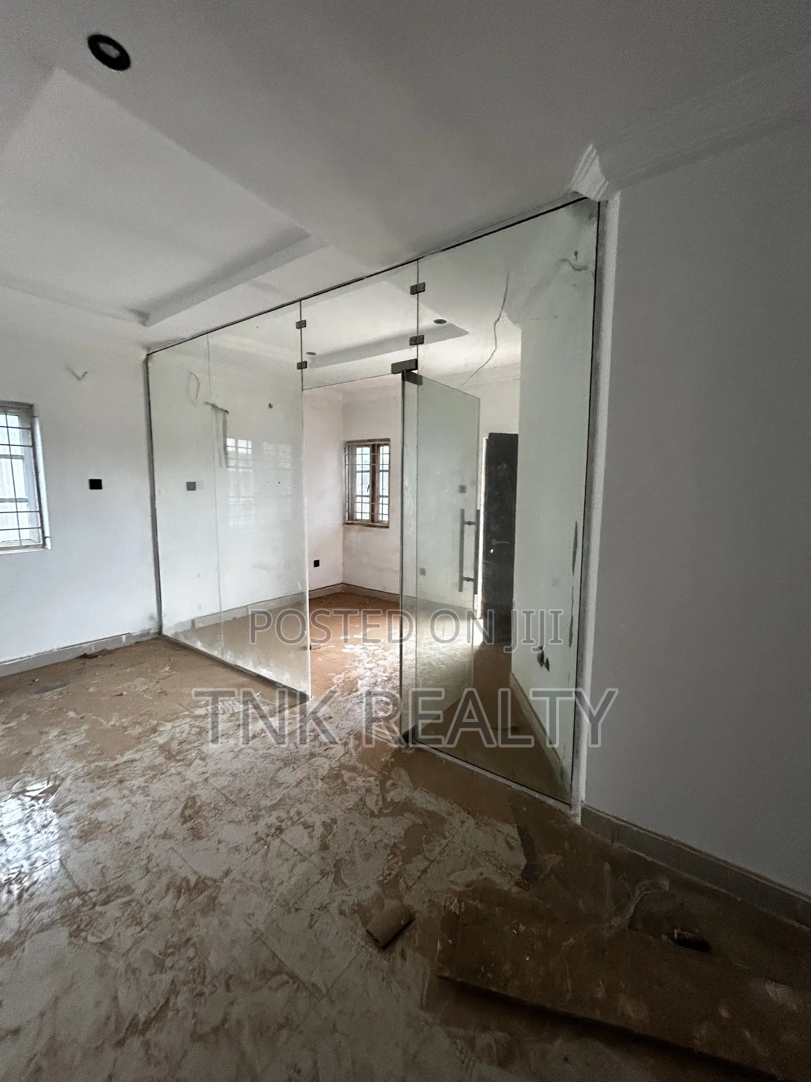 4bedroom Duplex for Office Use