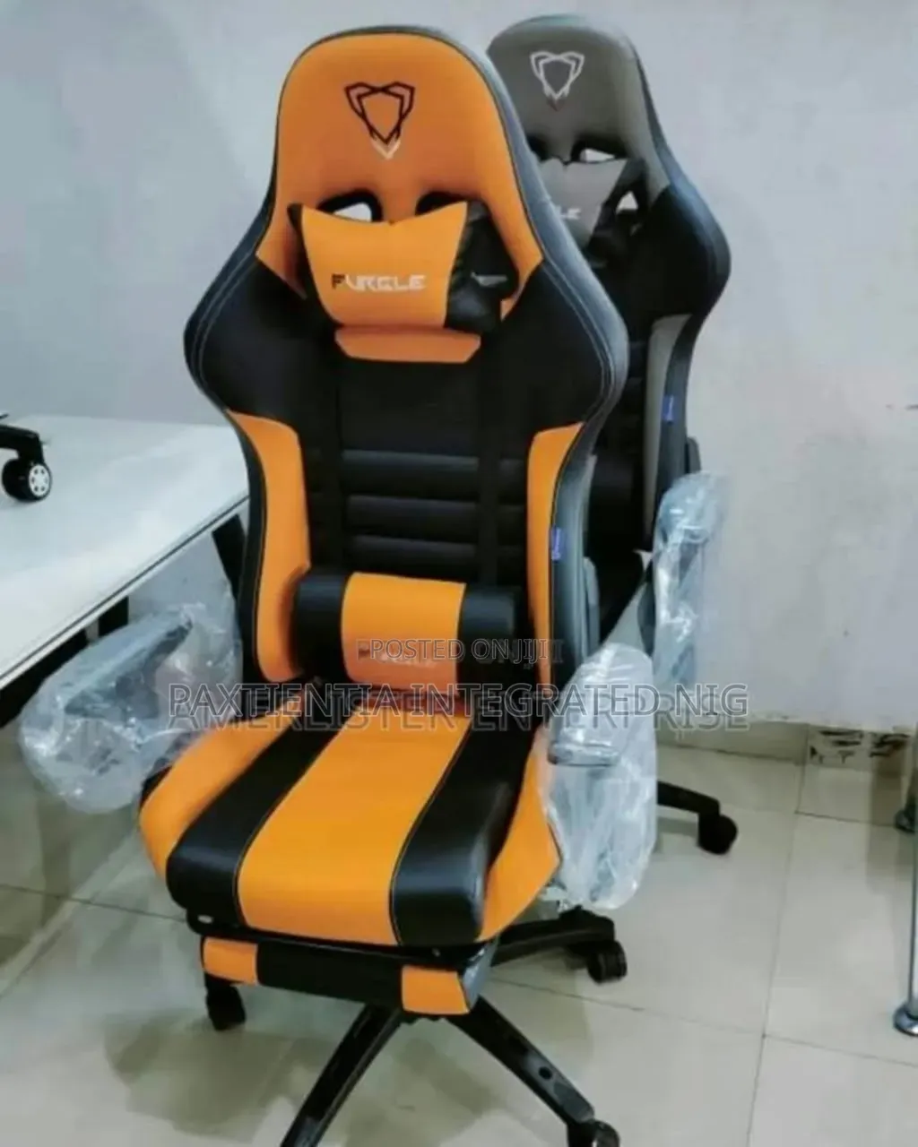 Contemporary Gaming Chair