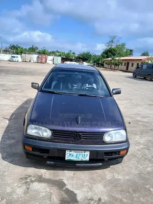 Volkswagen Golf 2000