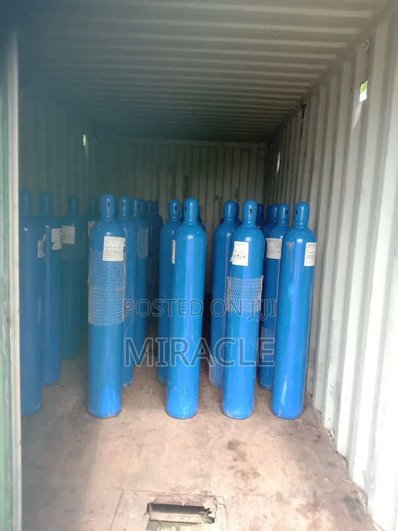 Oxygen Gas Cylinders and Content