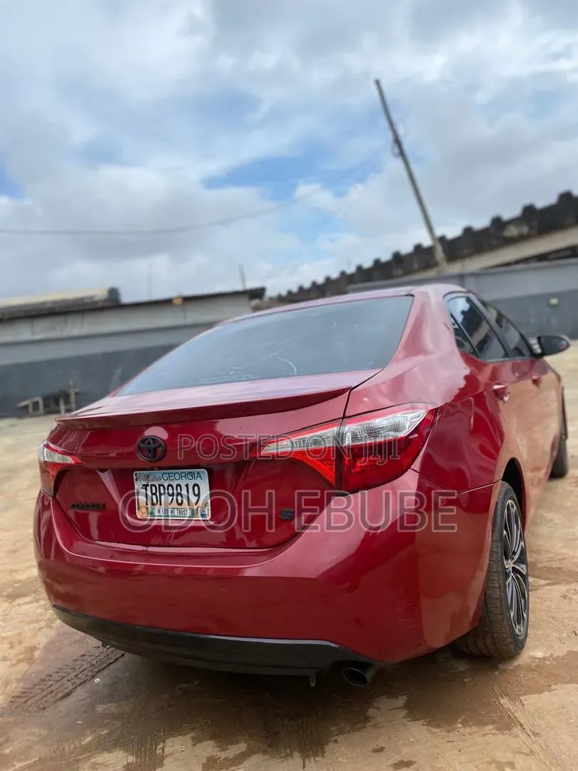Toyota Corolla 2014 Red