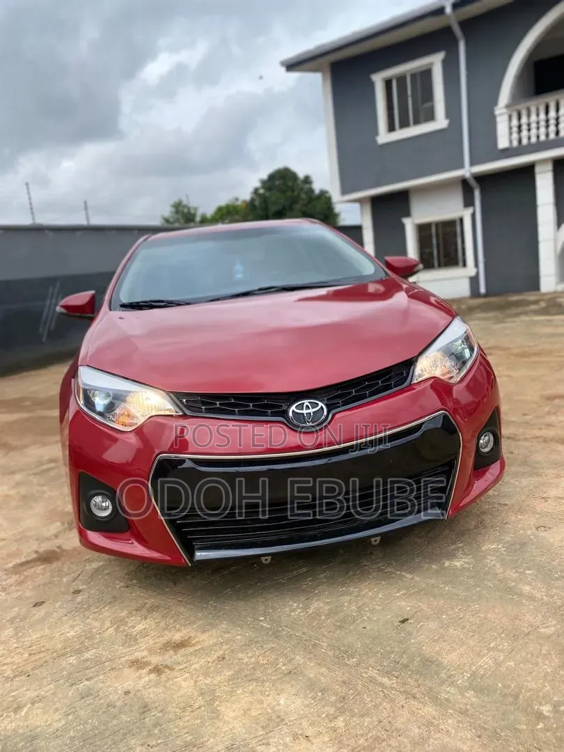 Toyota Corolla 2014 Red