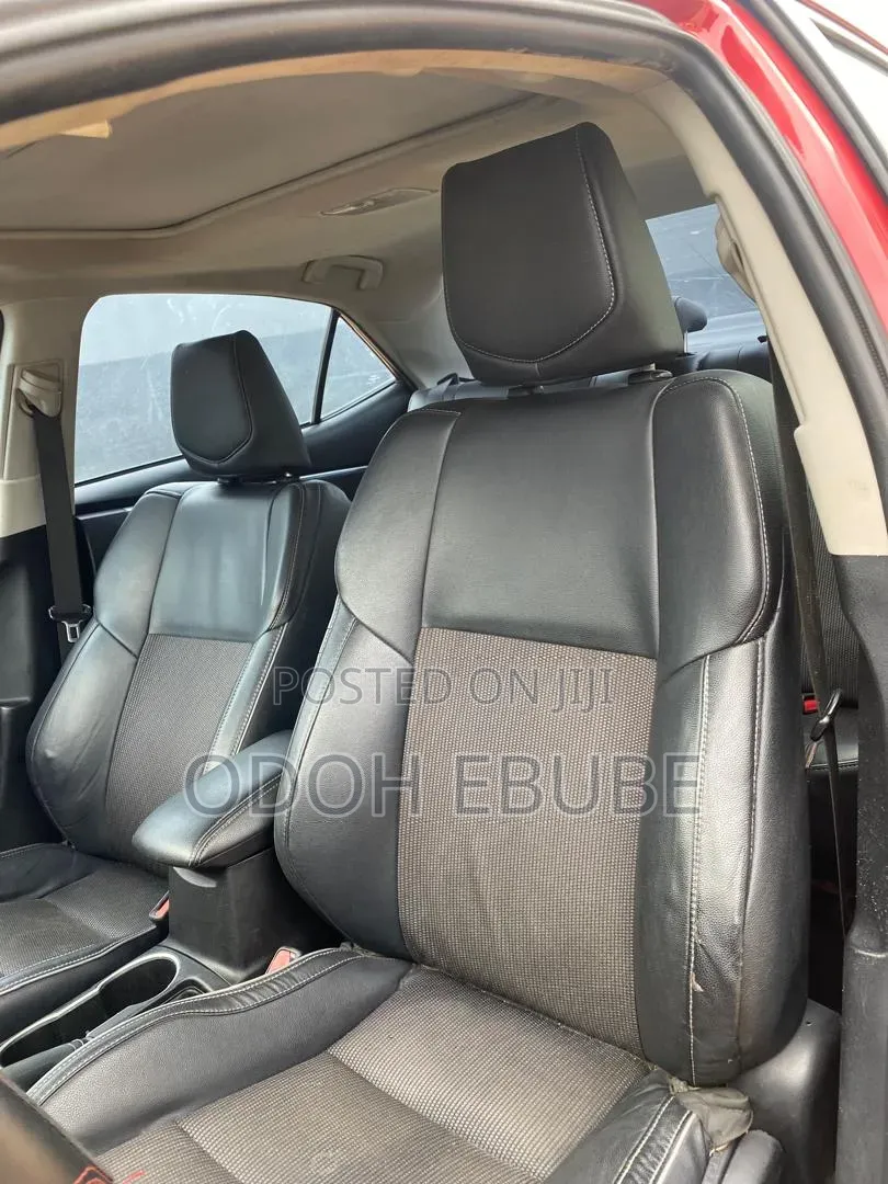 Toyota Corolla 2014 Red