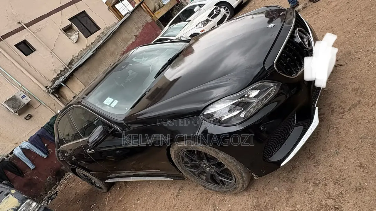Mercedes-Benz E-Class 2011 Black
