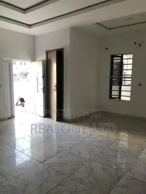 Studio Apartment in Ikota for rent