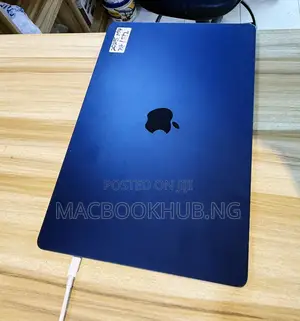 Laptop Apple MacBook Air 2025 M4 24GB Apple M4 SSD 512GB