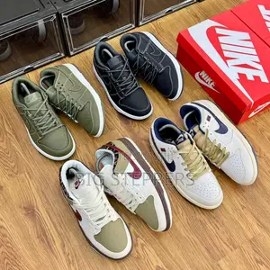 Nike SB Dunk Colourways