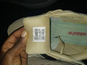 Original Adidaas Sneakers