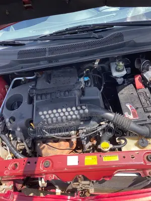 Toyota Yaris 2004 Red
