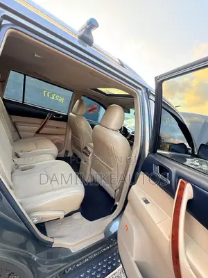 Toyota Highlander Limited 2012 Green