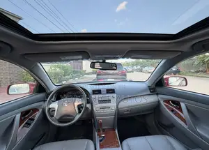 Toyota Camry XLE 4dr Sedan (2.4L 4cyl 5A) 2009 Red