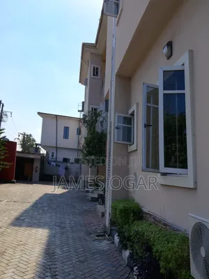 3bdrm Apartment in Lekki Conservation for rent