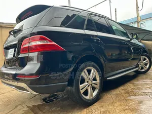 Mercedes-Benz M Class 2012 Black