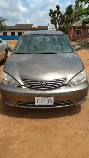 Toyota Camry 2004